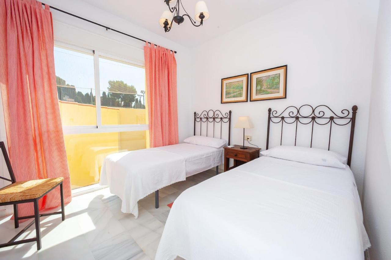 Las Palmeras Beach With Community Pool La Herradura  Exteriör bild
